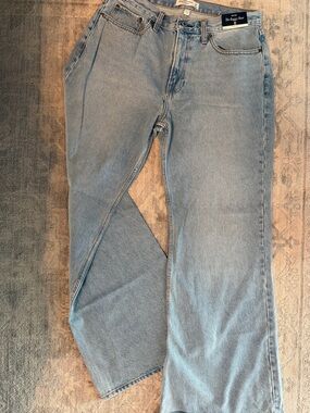 Abercrombie & Fitch "The Baggy Boot"